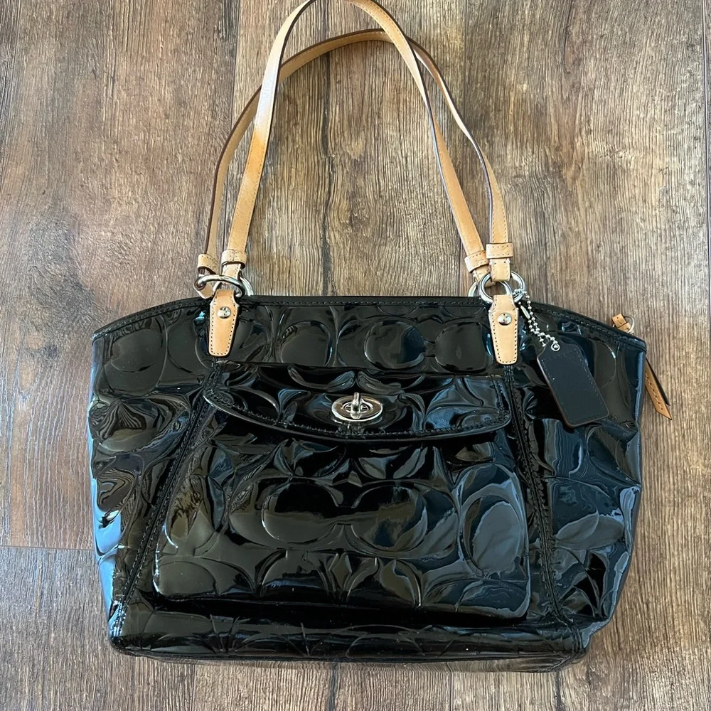 Black Patent Coach with Tan Trim Satchel/Purse - Picture 4 of 7